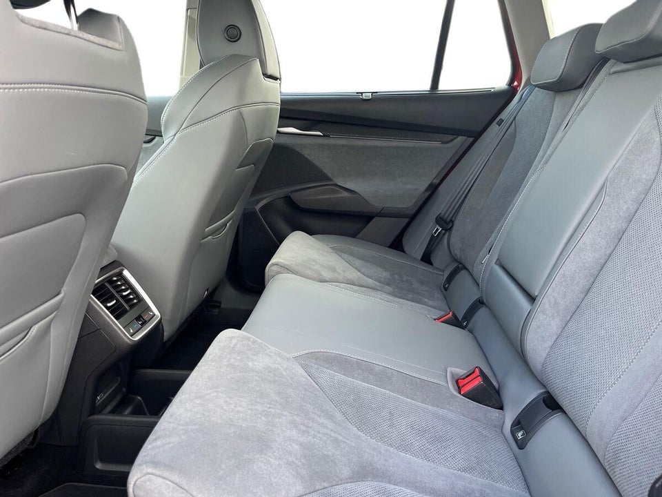 Skoda Enyaq 85 iV Laurin & Klement 5d