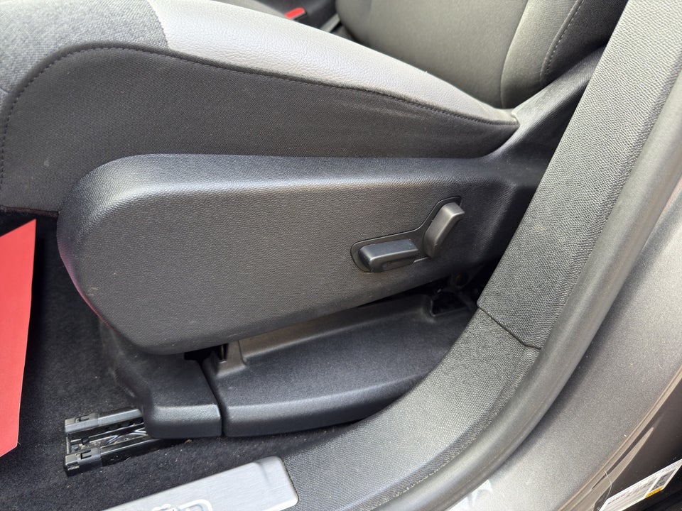 Citroën C5 Aircross 1,6 Hybrid Shine EAT8 5d