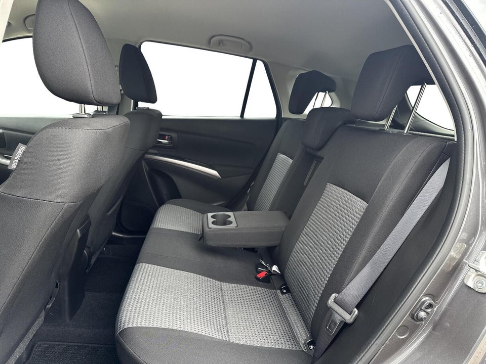 Suzuki S-Cross 1,4 mHybrid Active 5d