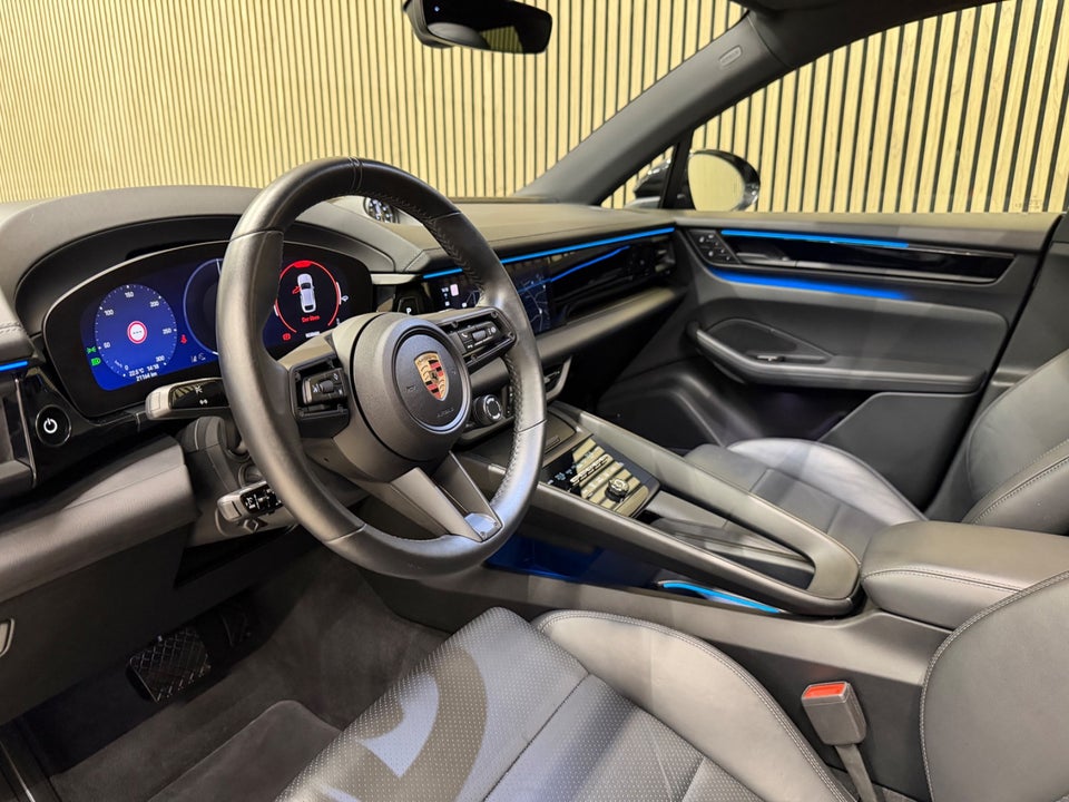 Porsche Macan 4 5d