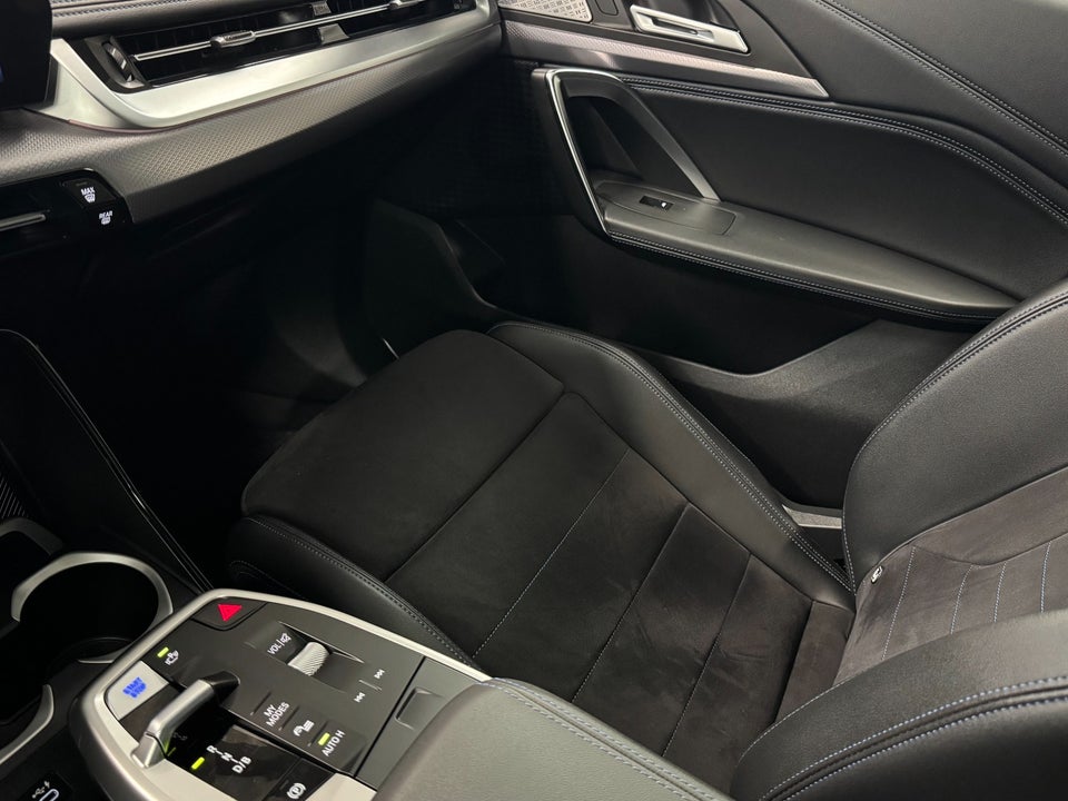 BMW iX1 xDrive30 Fully Charged M-Sport 5d