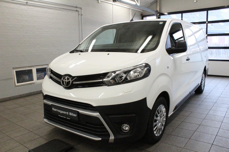 Toyota ProAce 2,0 D 144 Long Comfort Master 5d