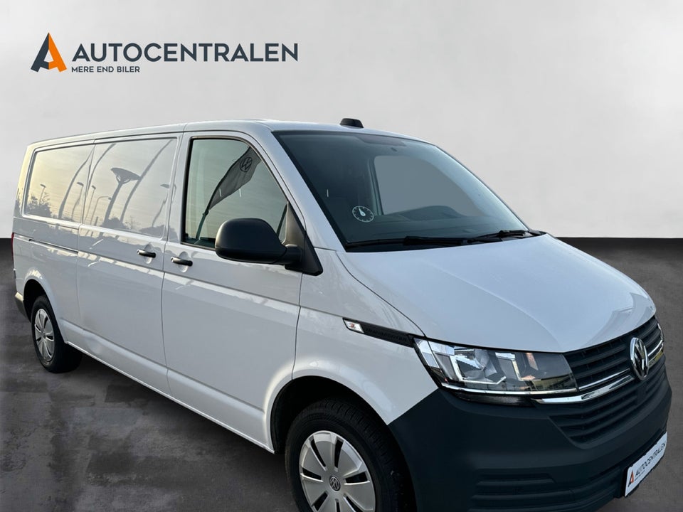 VW Transporter 2,0 TDi 150 Kassevogn lang