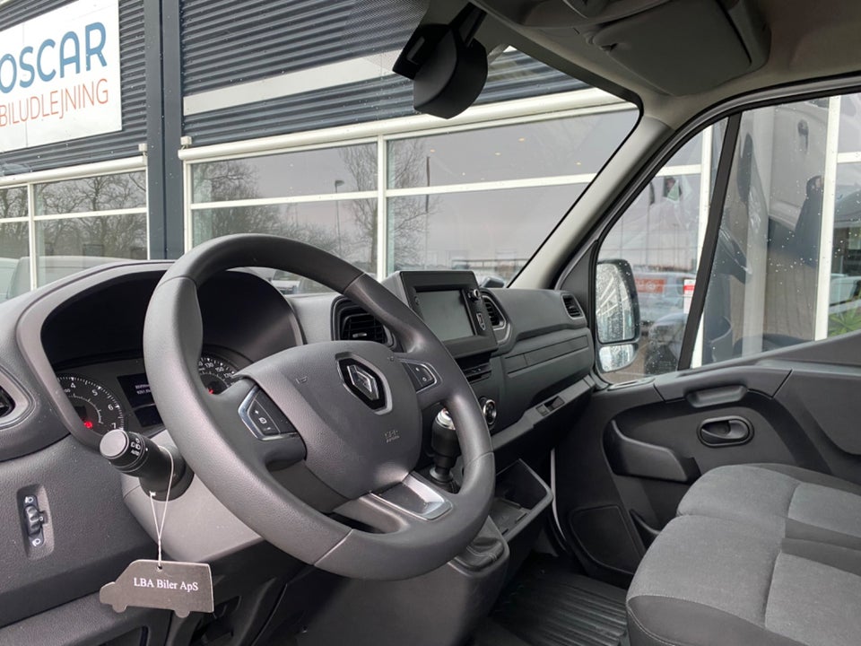 Renault Master IV T35 2,3 dCi 150 L2H2 Kassevogn