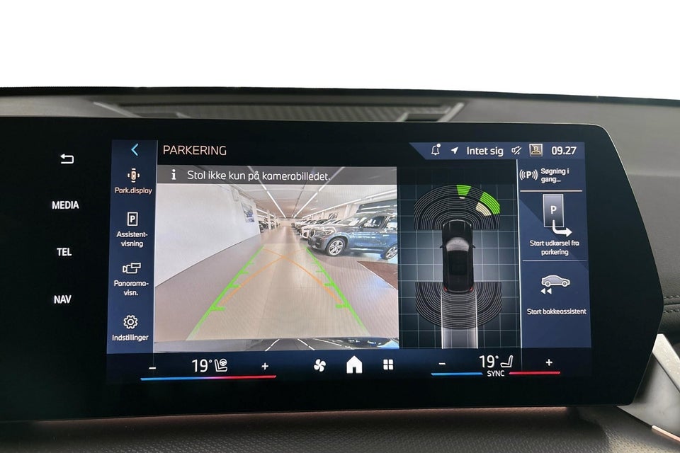 BMW iX1 eDrive20 M-Sport Pro 5d