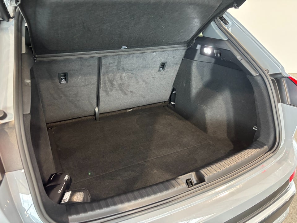 Audi Q4 e-tron 45 S-line 5d