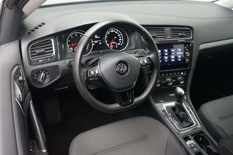 VW Golf VII 1,5 TSi 130 Comfortline DSG 5d