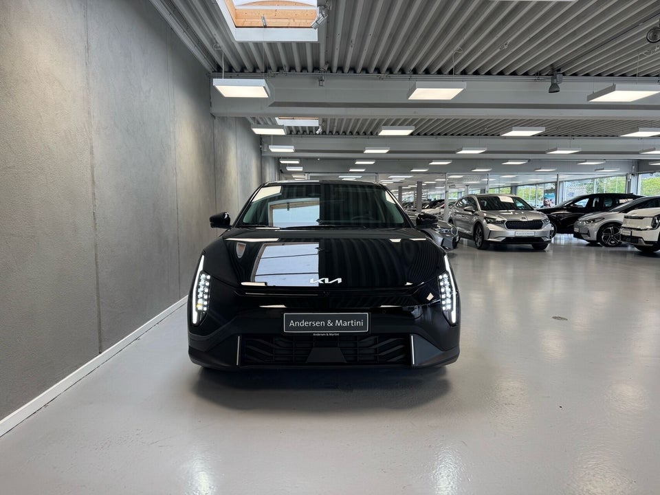 Kia EV4 81 Long Range Business Plus Fastback 4d