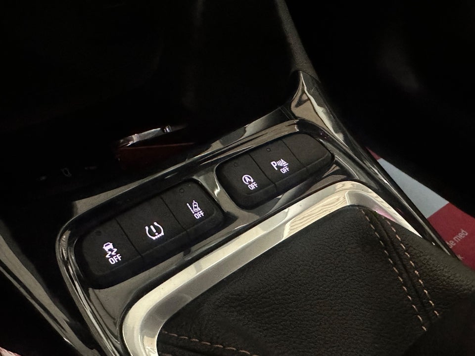 Opel Crossland X 1,2 T 110 Sport 5d