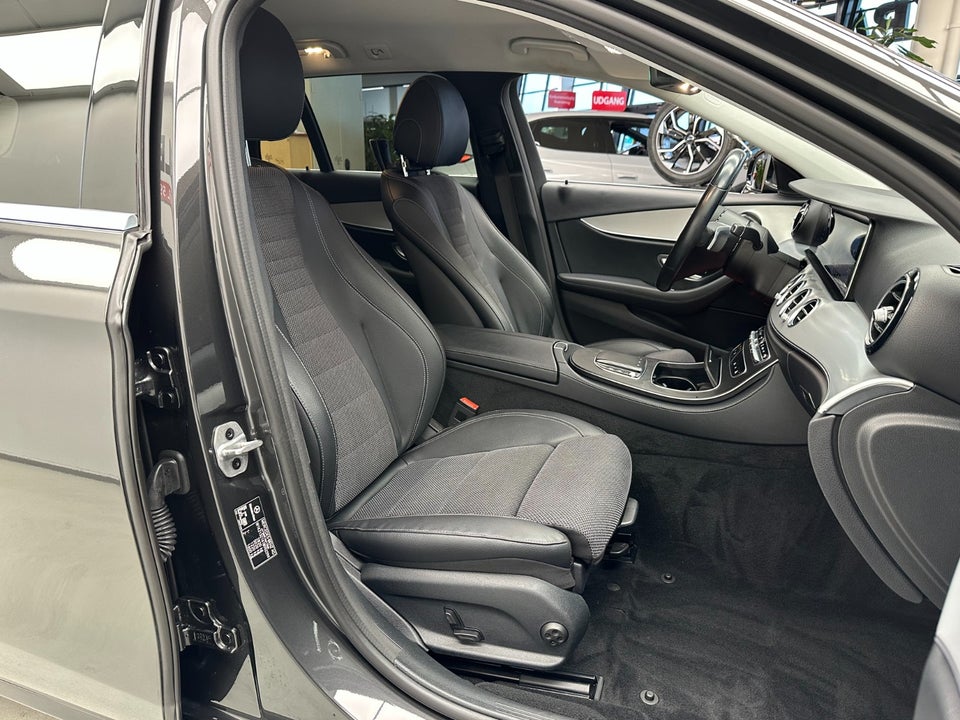 Mercedes E300 de 2,0 stc. aut. 5d