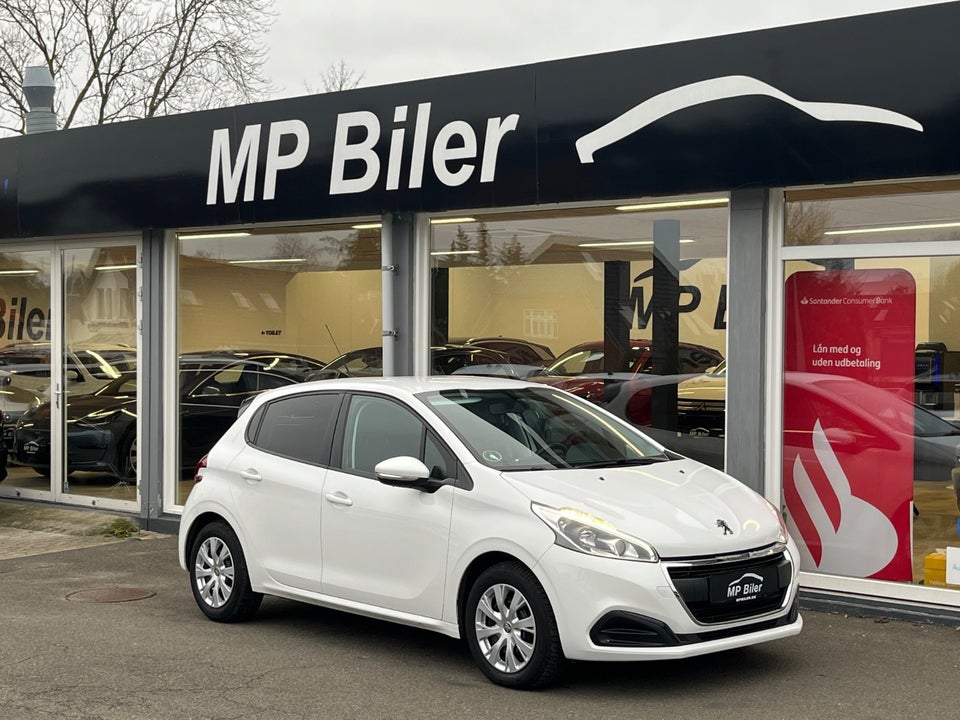 Peugeot 208 1,2 VTi 82 Spirit 5d