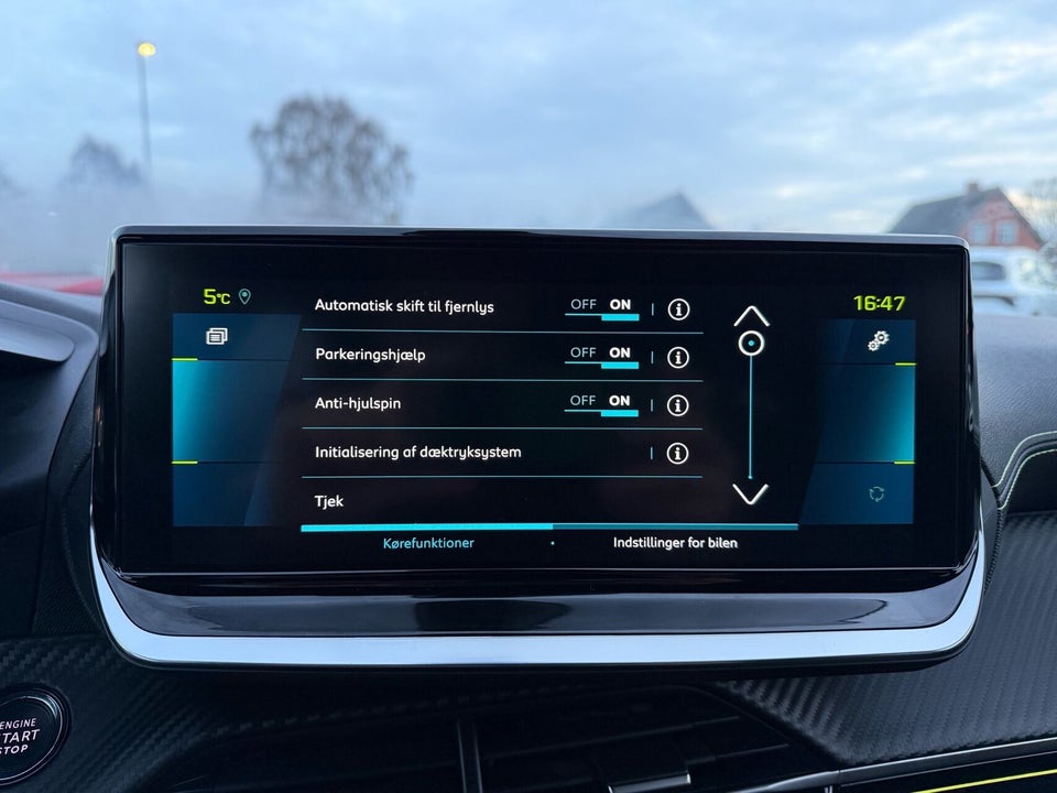 Peugeot e-208 50 GT 5d