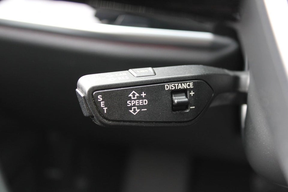 Audi A8 60 TFSi e quattro Tiptr. 4d
