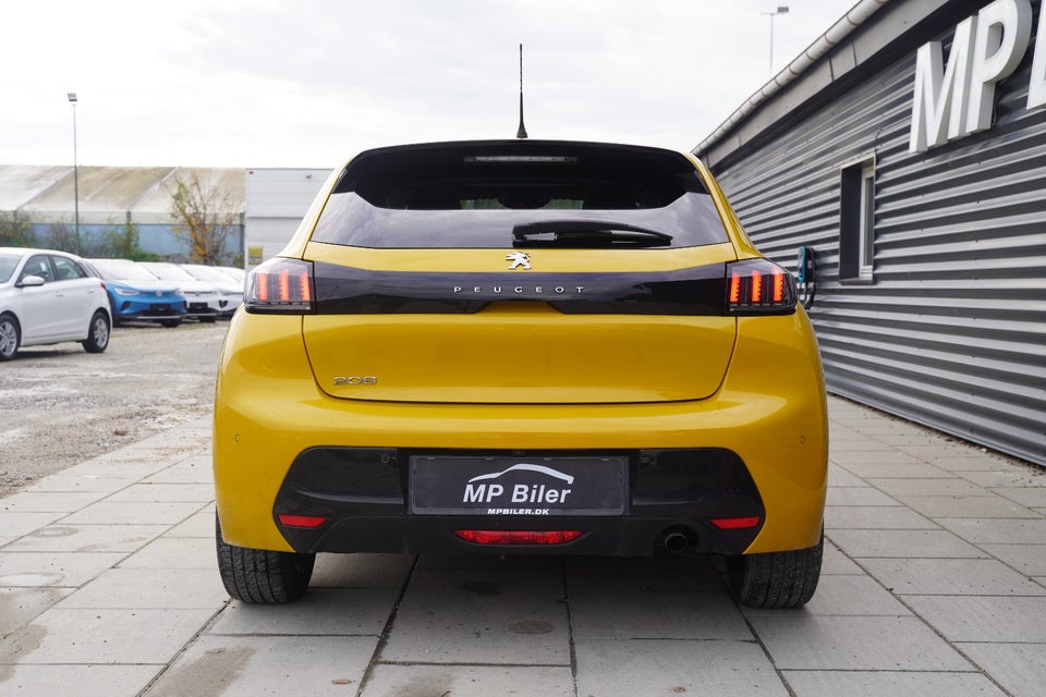 Peugeot 208 1,2 PureTech 100 Allure Sky 5d