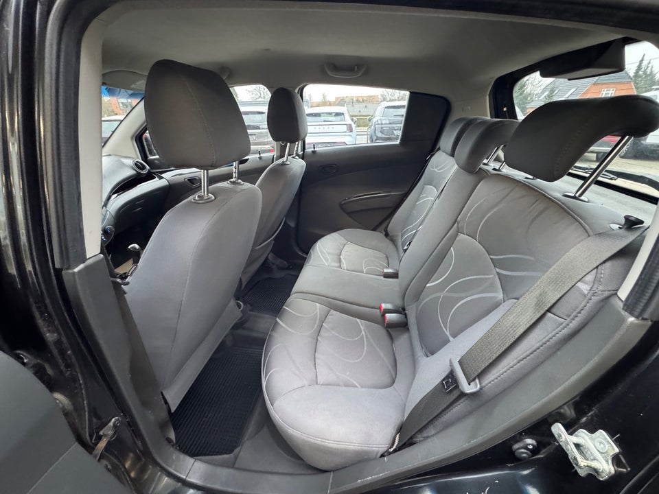 Chevrolet Spark 1,0 LS 5d