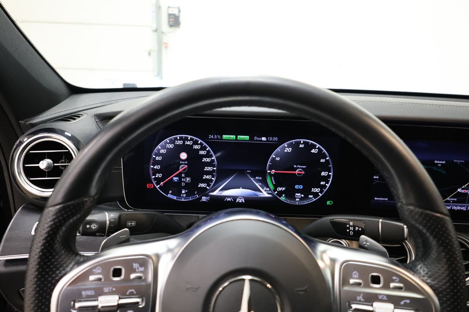 Mercedes E300 de 2,0 AMG Line aut. 4d