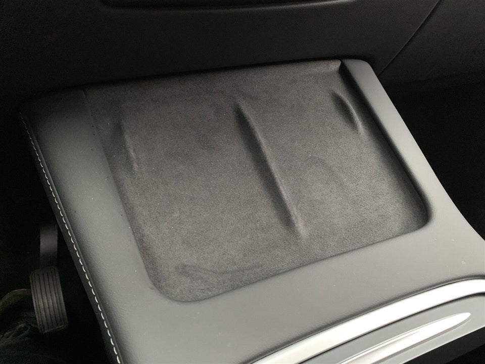 Tesla Model Y Long Range AWD 5d