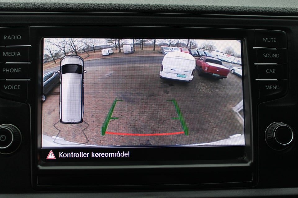 VW Crafter 30 2,0 TDi 177 Kassevogn L3H2 4Motion