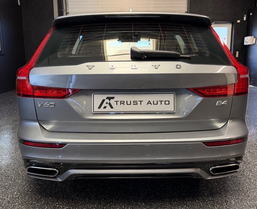 Volvo V60 2,0 B4 197 R-Design aut. 5d 2021 — billede 6 af 18