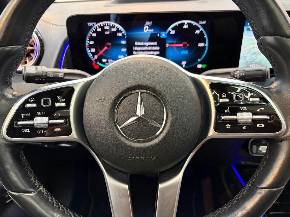 Mercedes EQB250 Electric Art 5d