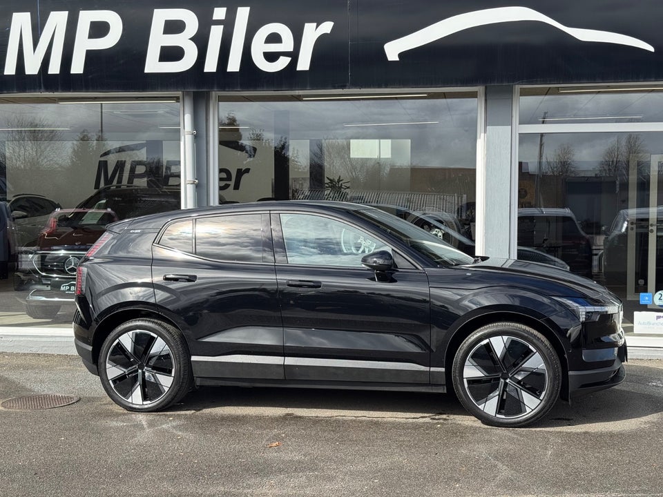 Volvo EX30 Extended Range Ultra 5d