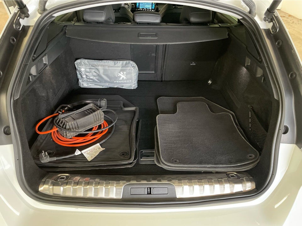 Peugeot 508 1,6 Hybrid Allure Pack SW EAT8 5d