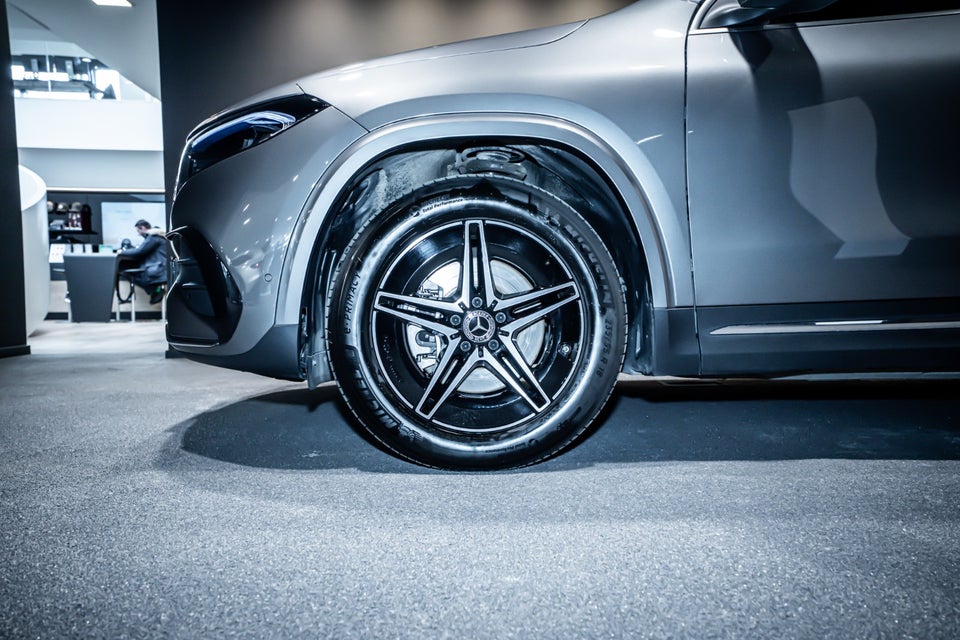 Mercedes EQA250+ AMG Advance 5d