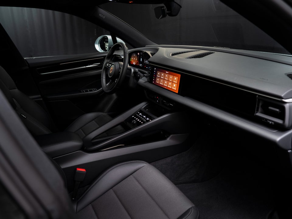 Porsche Macan 5d