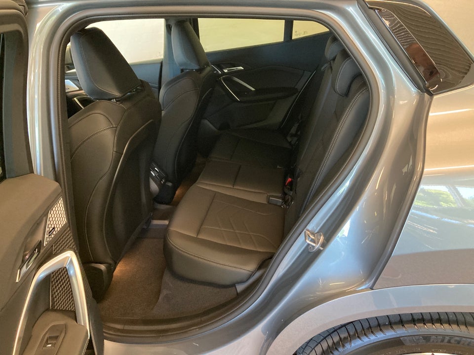 BMW iX2 xDrive30 M-Sport 5d