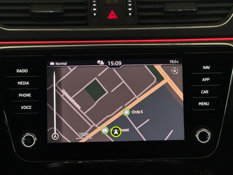 Skoda Superb 1,4 TSi iV DSG 5d