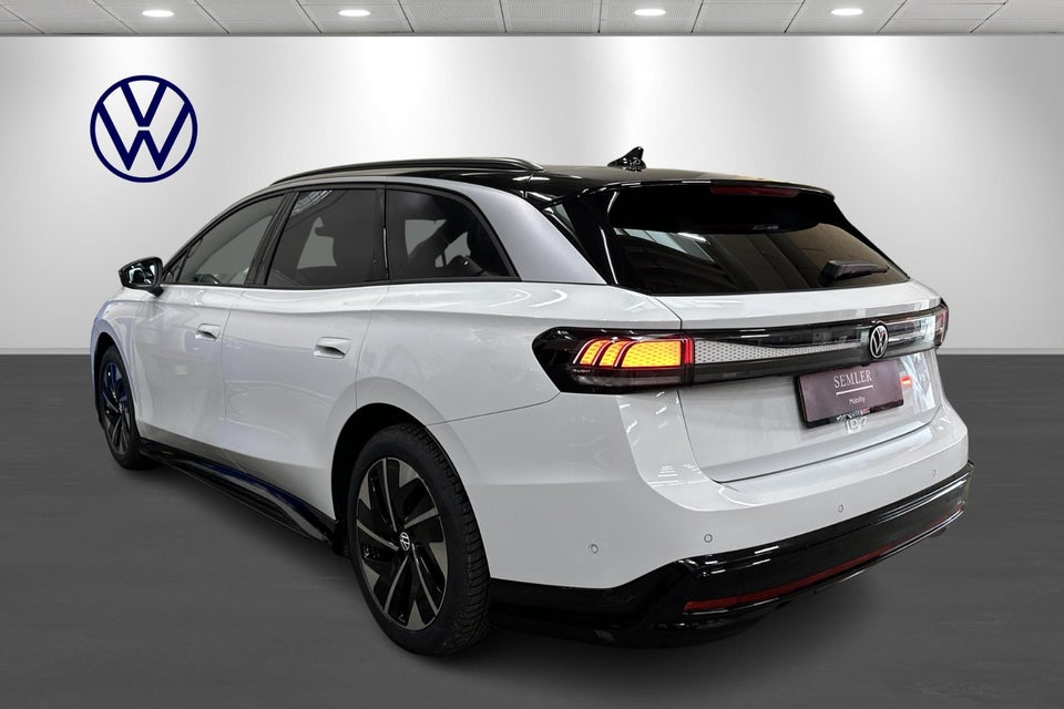 VW ID.7 86 Pro S Tourer 5d