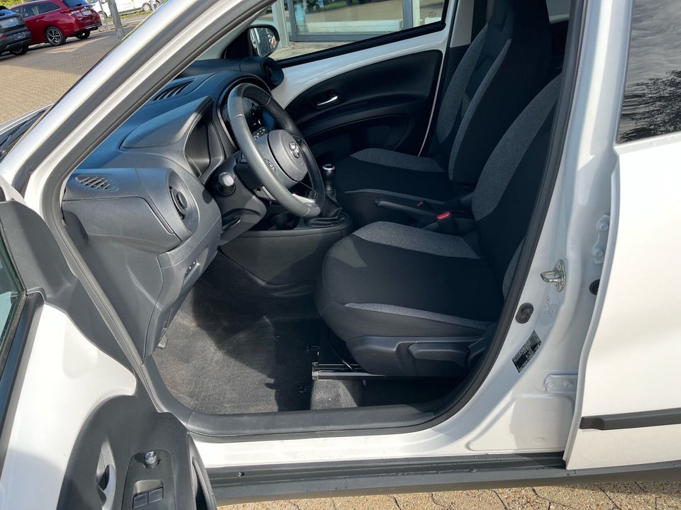 Toyota Aygo X 1,0 Active 5d