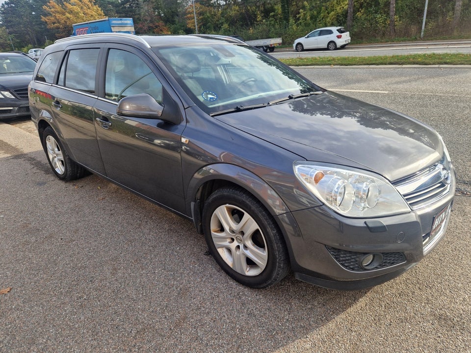 Opel Astra 1,6 16V 115 Enjoy Wagon 5d