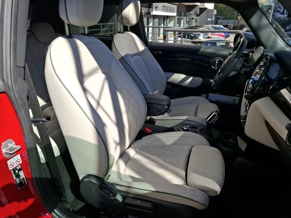 MINI Cooper SE Camden Edition 3d