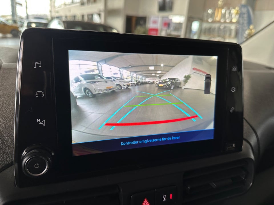 Peugeot Partner 1,5 BlueHDi 100 L2V2 Plus Van