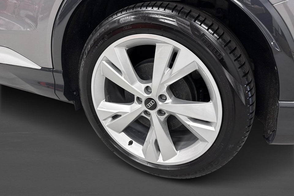 Audi Q4 e-tron 45 Progress 5d