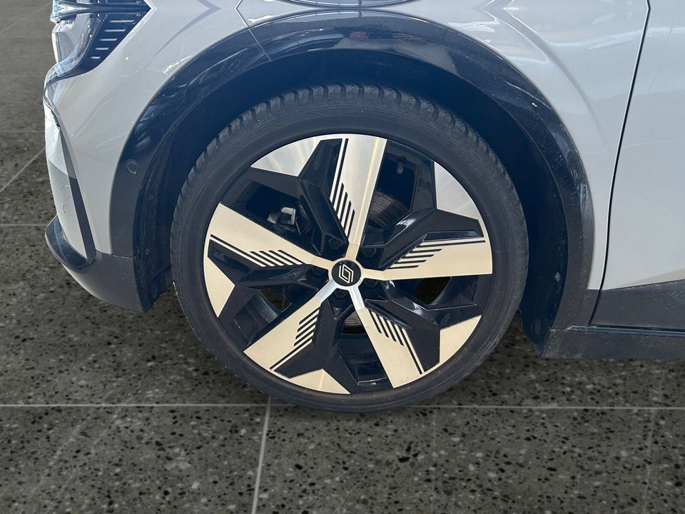 Renault Megane E-Tech 60 Techno 5d