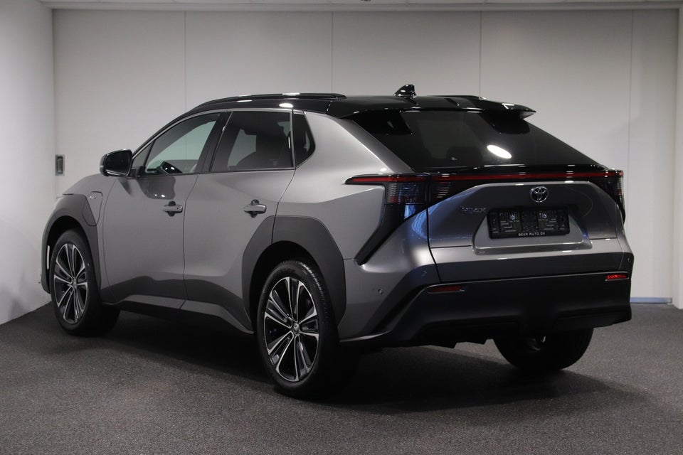 Toyota bZ4X Executive Premium 5d