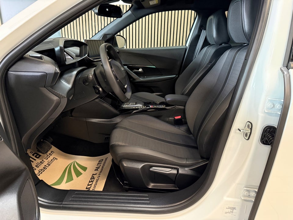 Peugeot e-2008 50 Allure Pack 5d