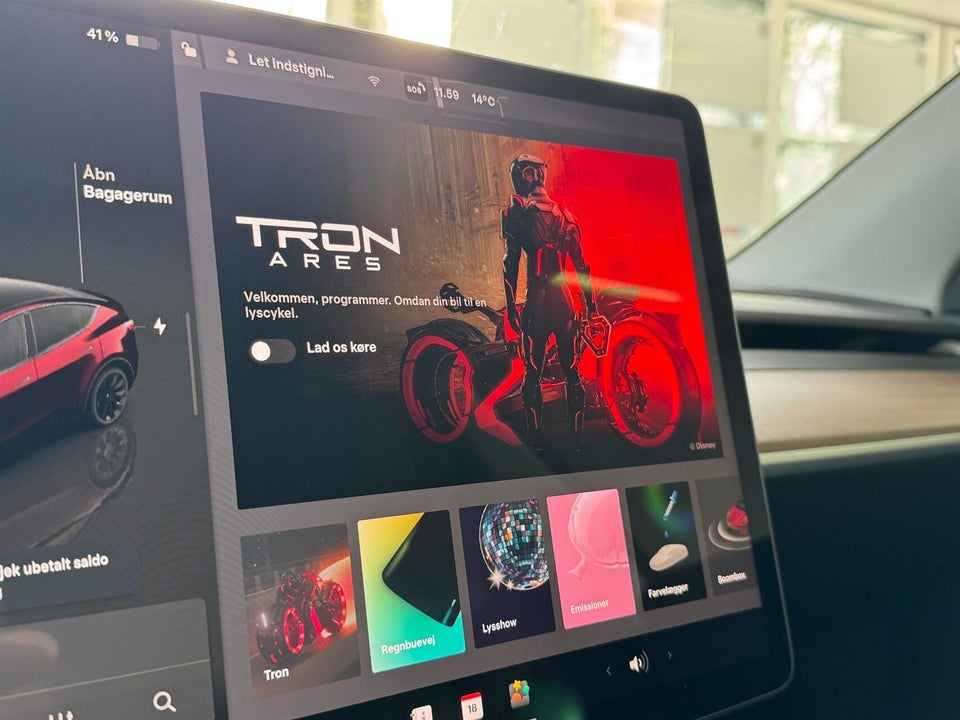 Tesla Model Y Long Range AWD 5d