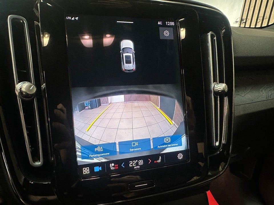 Volvo XC40 P6 ReCharge Core 5d