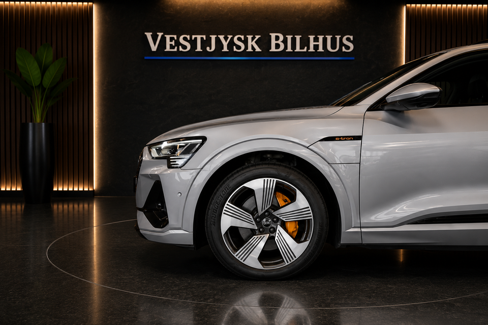 Audi e-tron 55 S-line Sportback quattro 5d