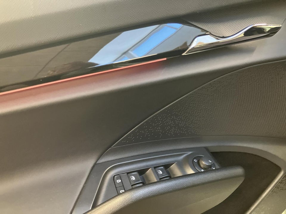 Skoda Enyaq 80x iV Founders Edition 5d