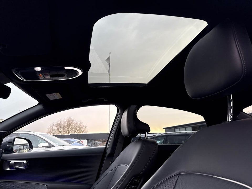 Hyundai Ioniq 6 77 Ultimate AWD 4d