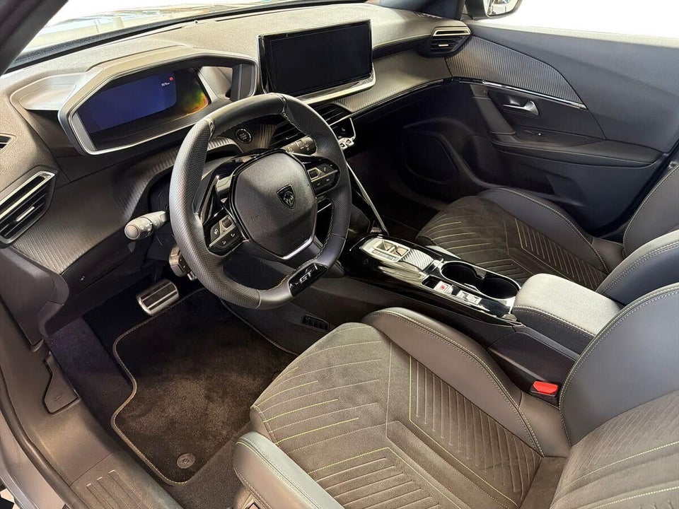 Peugeot e-2008 54 GT Sky 5d
