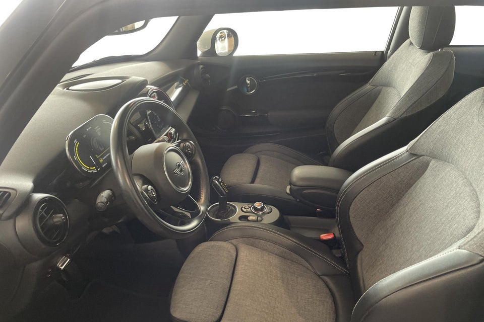 MINI Cooper SE Trim M 3d