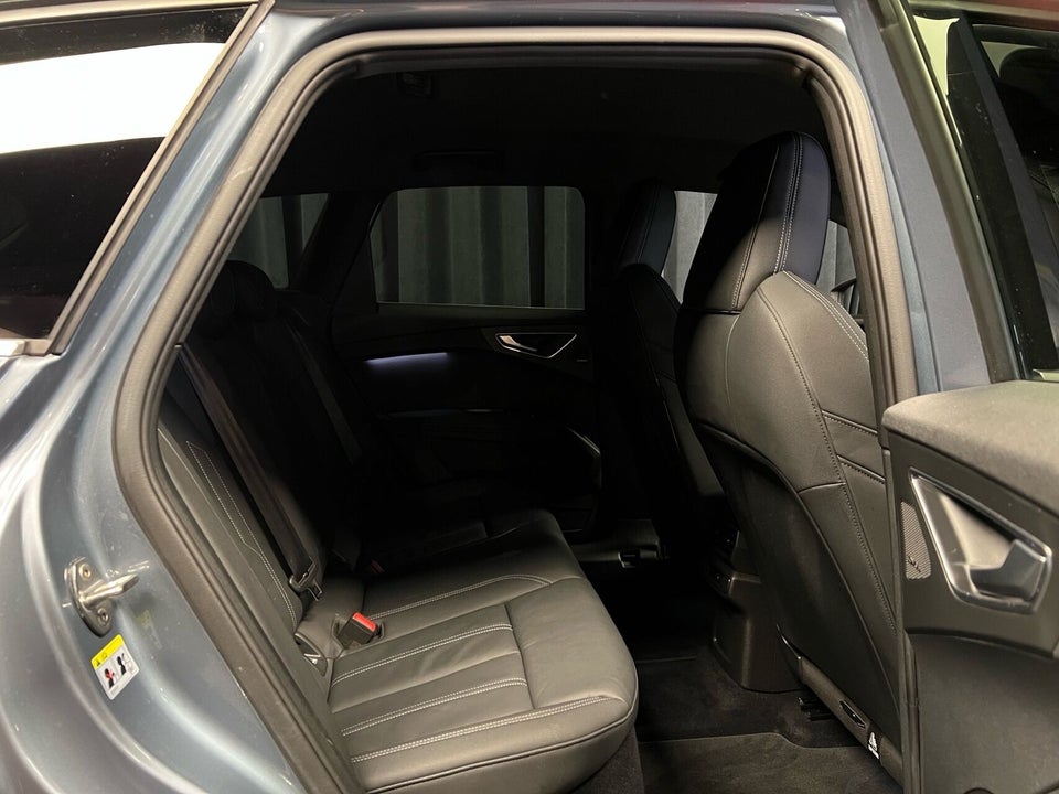 Audi Q4 e-tron 35 S-line 5d