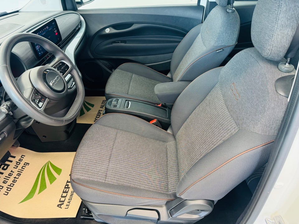 Fiat 500e 42 Icon 3d