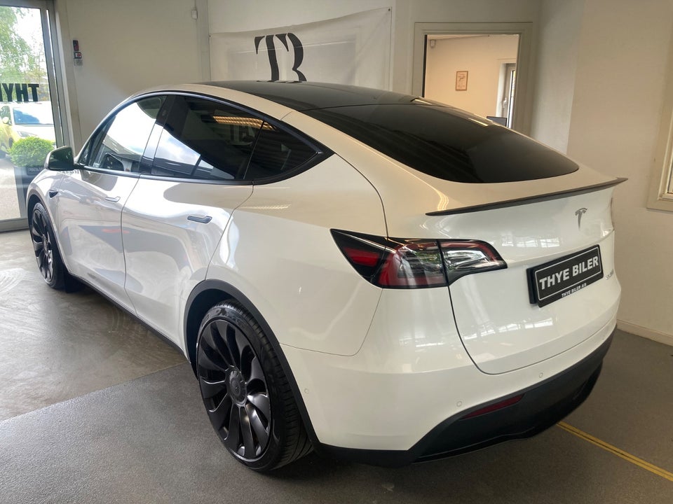 Tesla Model Y Performance AWD 5d