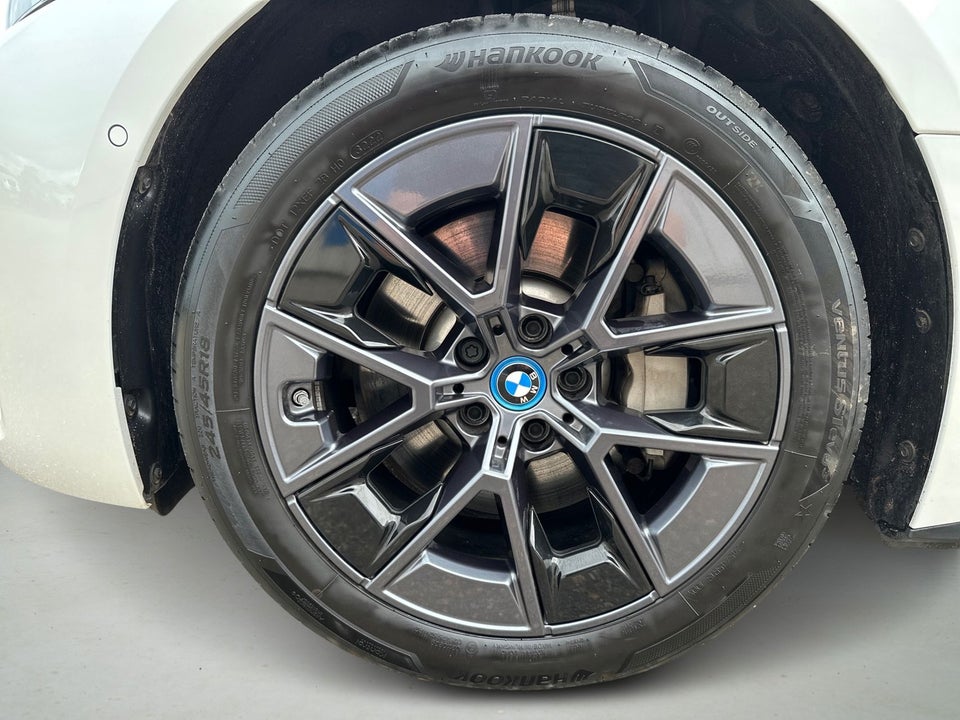 BMW i4 eDrive40 5d